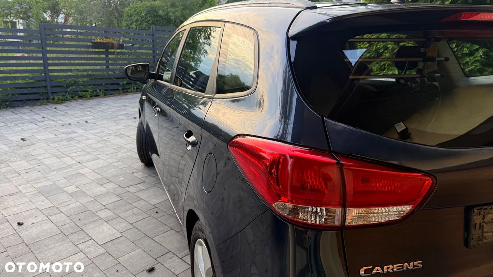Kia Carens 1.6 GDI Dream Team Edition - 14