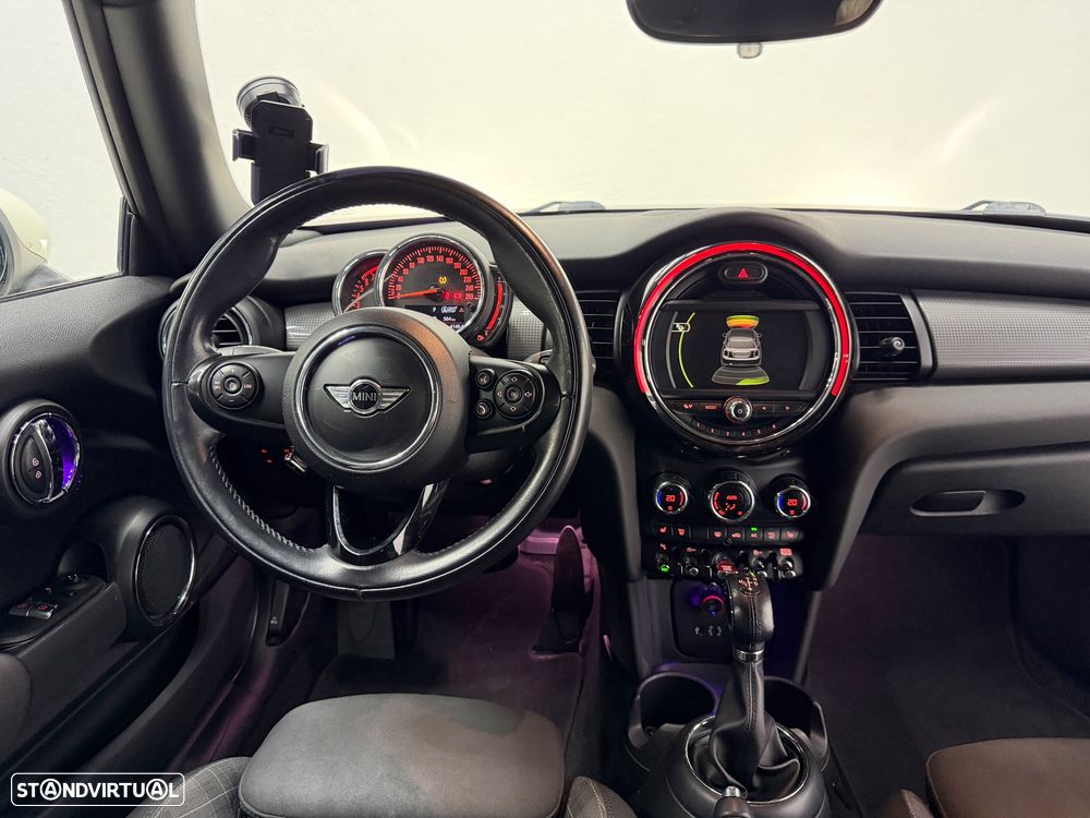 MINI 3 Portas Cooper Auto - 11
