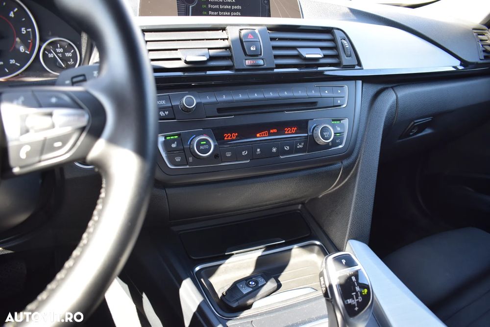 BMW Seria 3 320d Sport-Aut. - 8