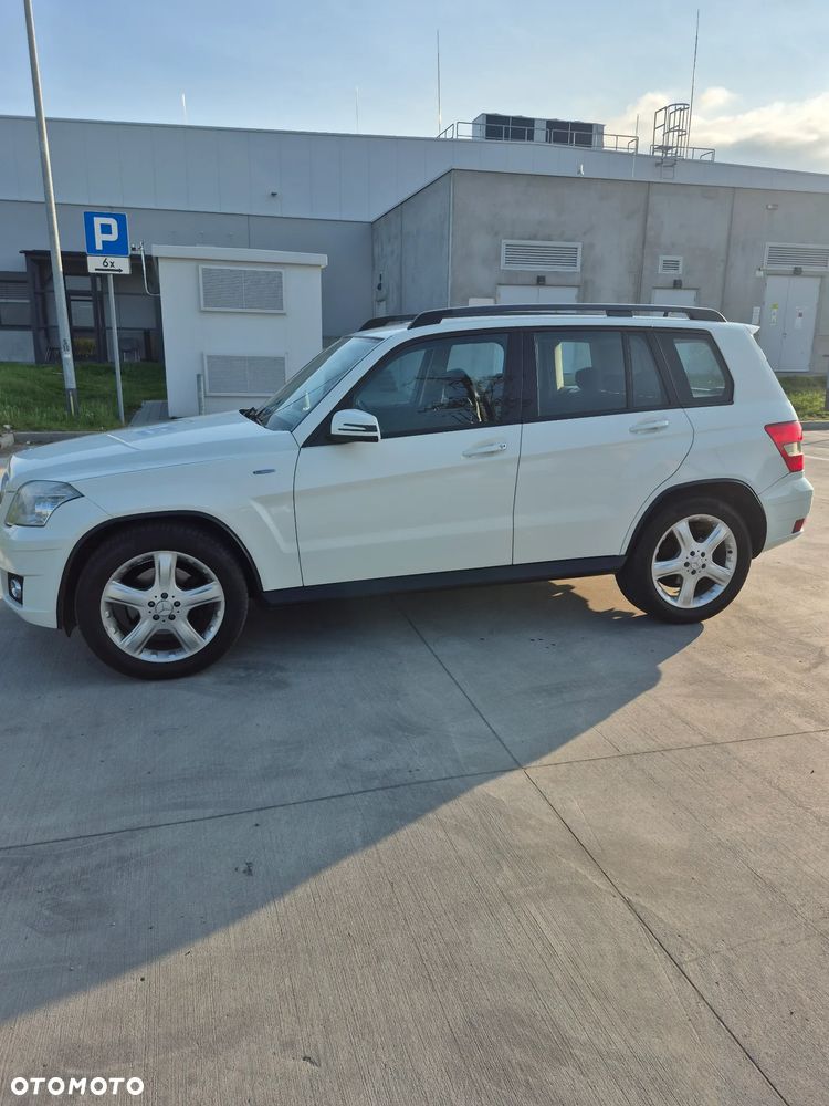 Mercedes-Benz GLK 220 CDI DPF 4Matic BlueEFFICIENCY 7G-TRONIC SPORT EDITION - 31