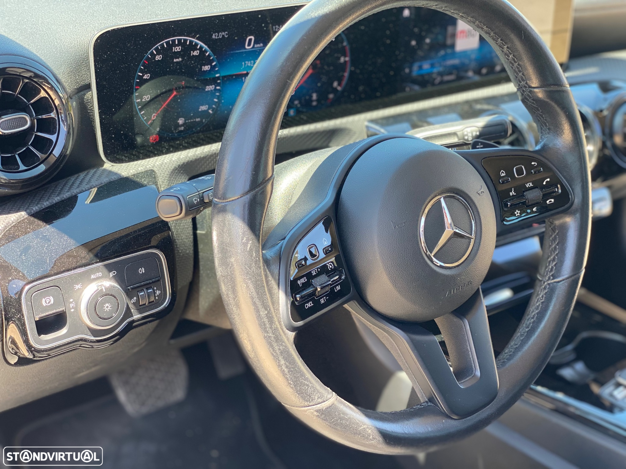 Mercedes-Benz A 180 d Style Plus Aut. - 38