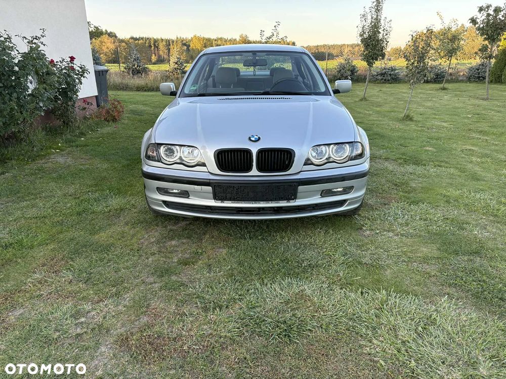 BMW Seria 3 - 3