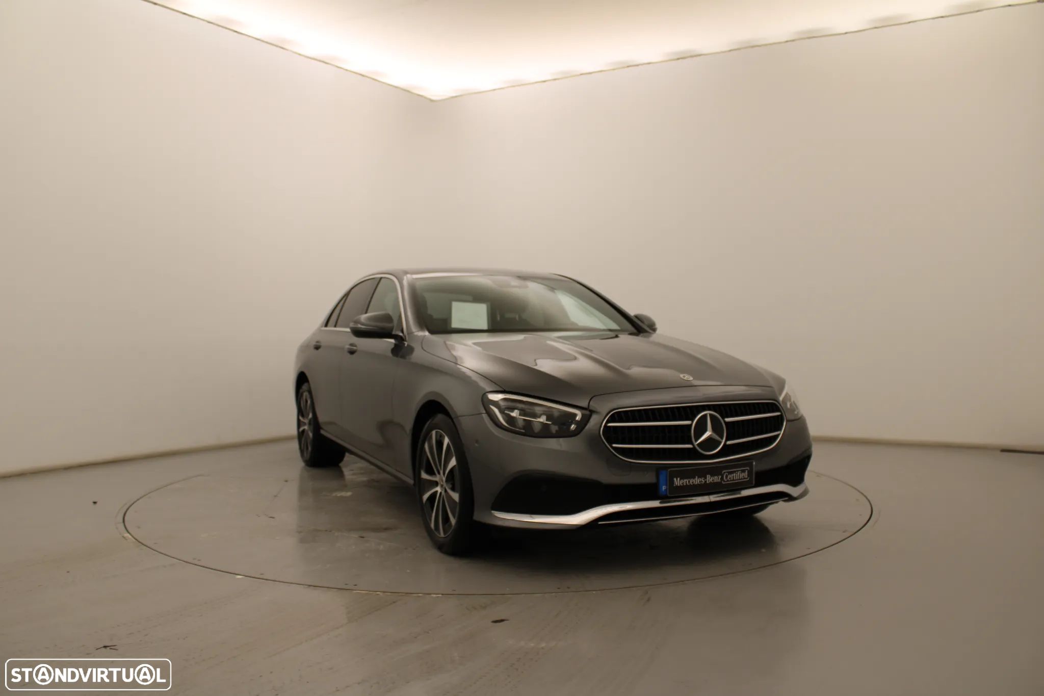 Mercedes-Benz E 300 de Avantgarde - 1