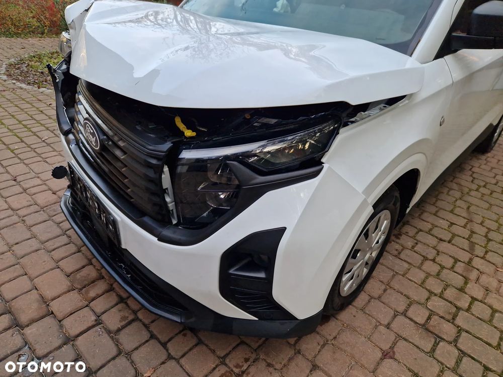 Ford Transit Courier - 3