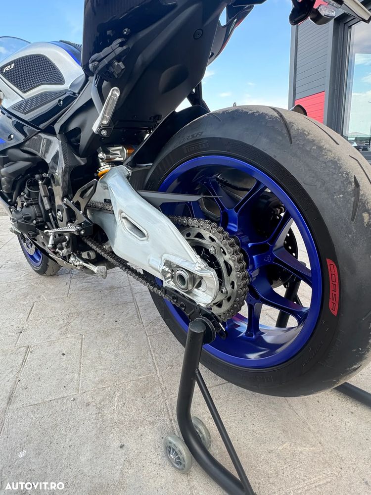 Yamaha YZF 1000 R1-M - 5