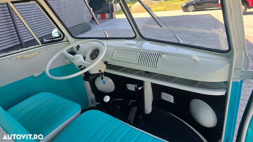 Volkswagen Transporter - 11