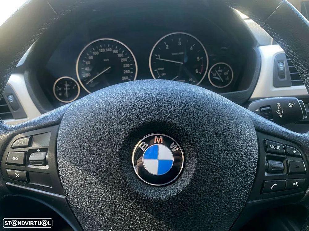 BMW 318 d DPF Aut. Edition Exclusive - 10