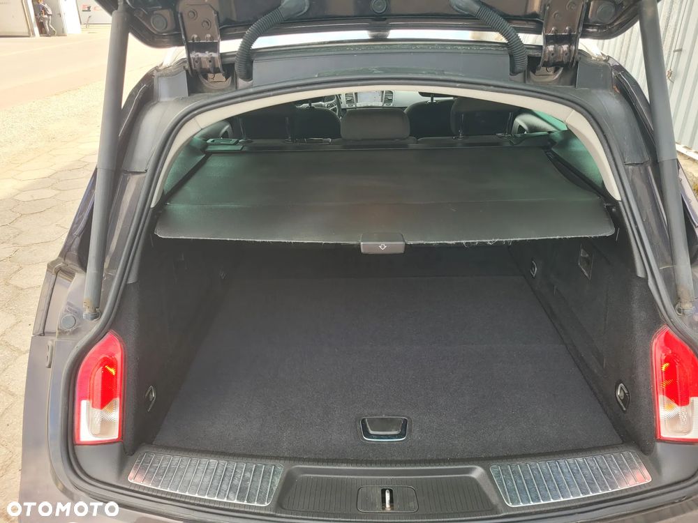 Opel Insignia - 15