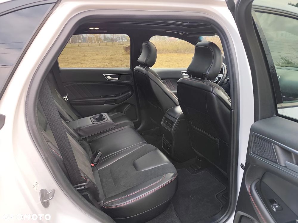 Ford Edge 2.0 EcoBlue Bi-Turbo 4x4 ST-LINE - 31