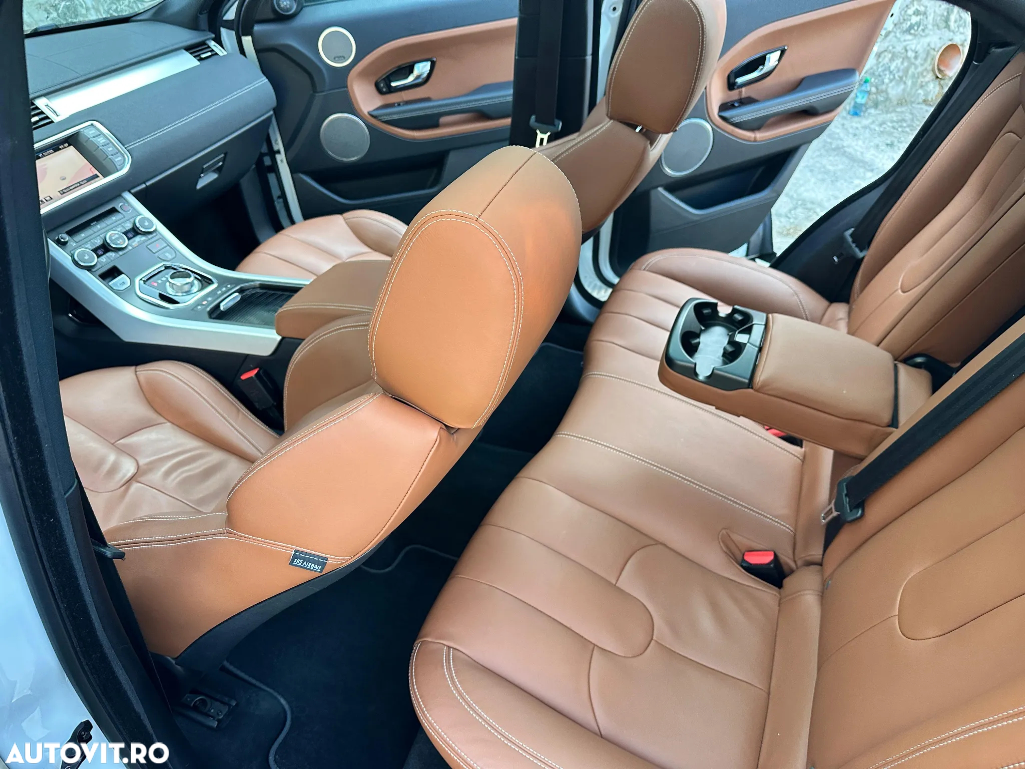 Land Rover Range Rover Evoque - 16