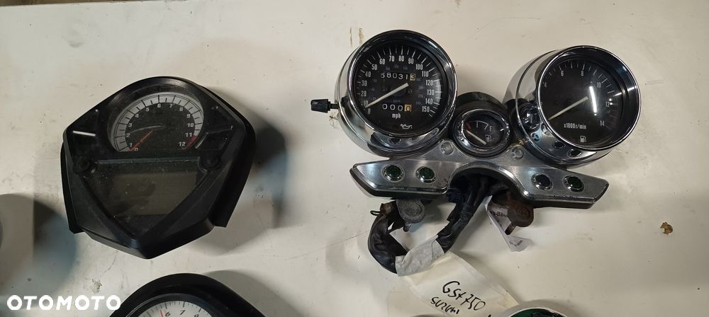 SUZUKI BANDIT 600 SV Licznik Zegary  Półka Stacyjka kluczyk - 19