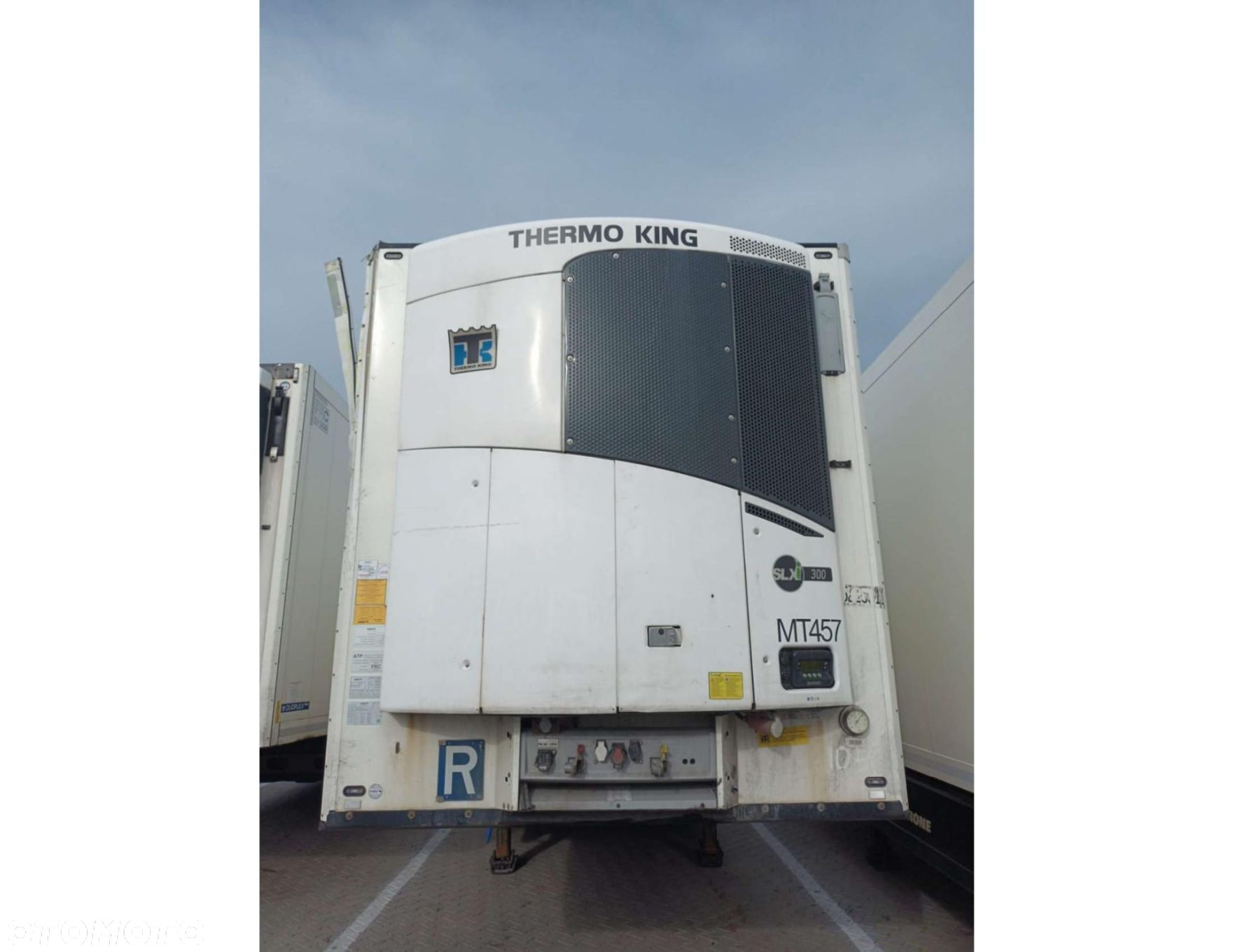 Schmitz Cargobull SKO Double Deck FP 60 ThermoKing SLXi 300 - 1