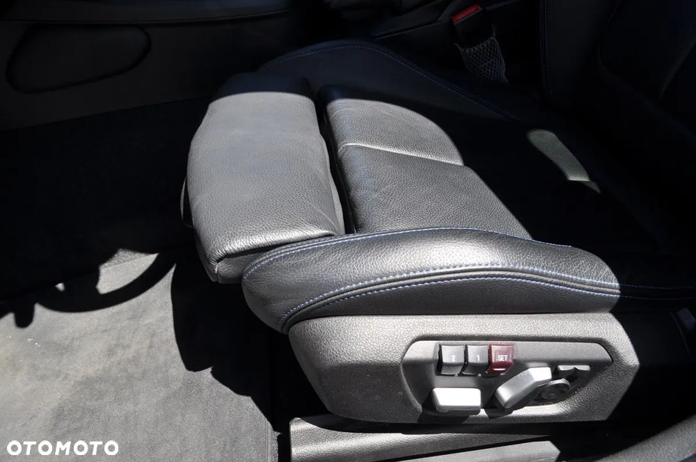 BMW Seria 1 - 19
