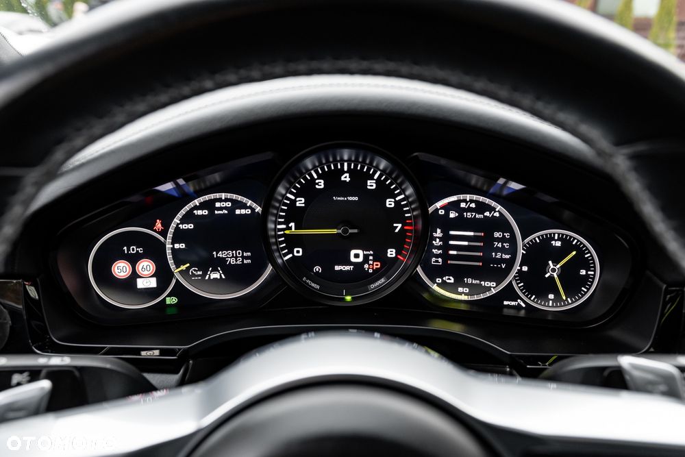 Porsche Cayenne S E-Hybrid - 31