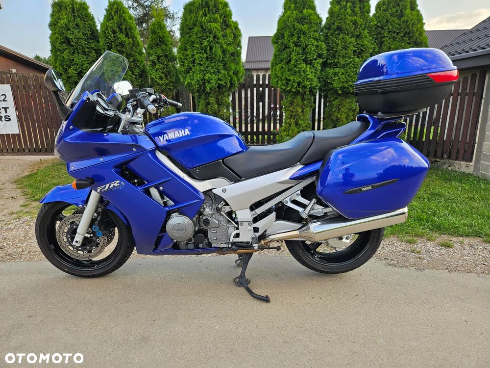 Yamaha FJR - 6