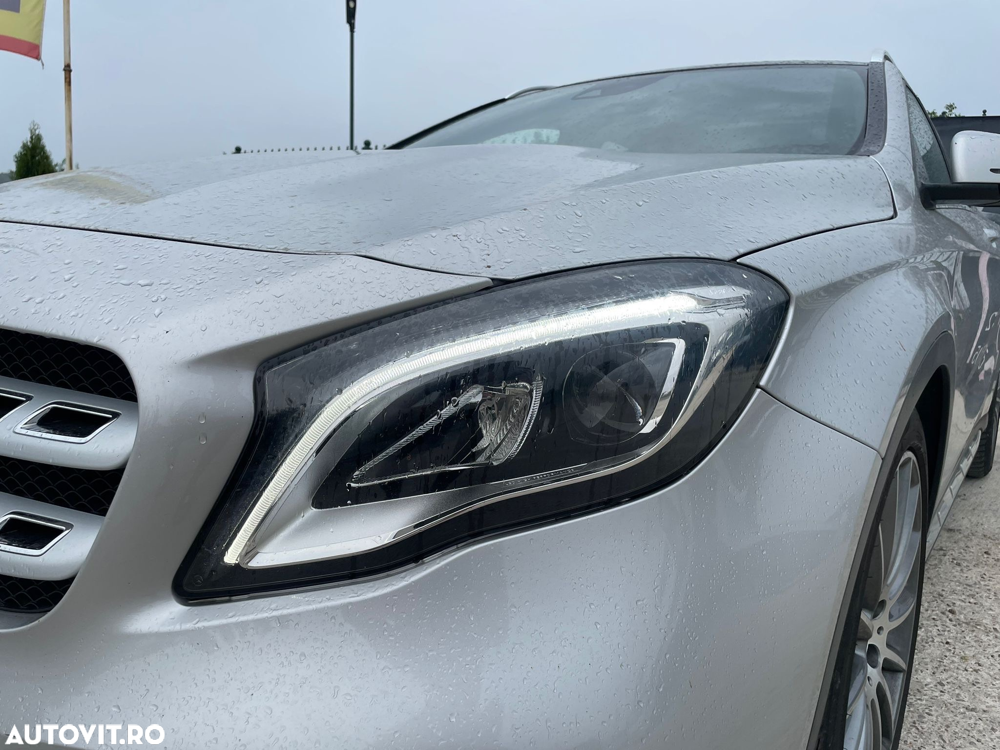 Mercedes-Benz GLA 200 d Aut. - 27