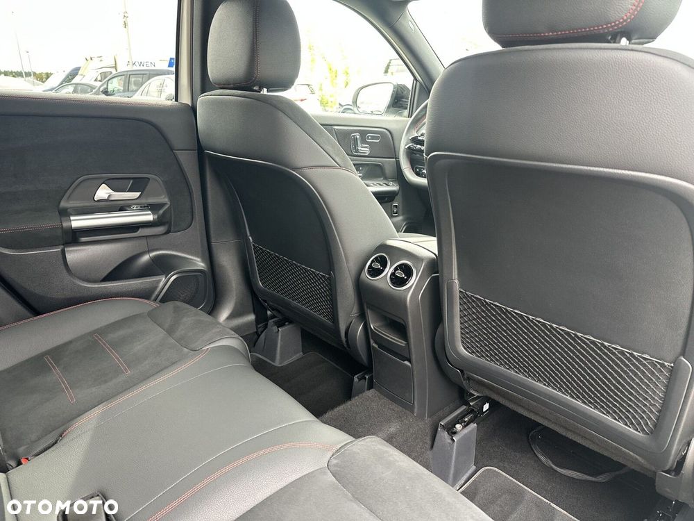 Mercedes-Benz GLA 200 AMG Line - 21