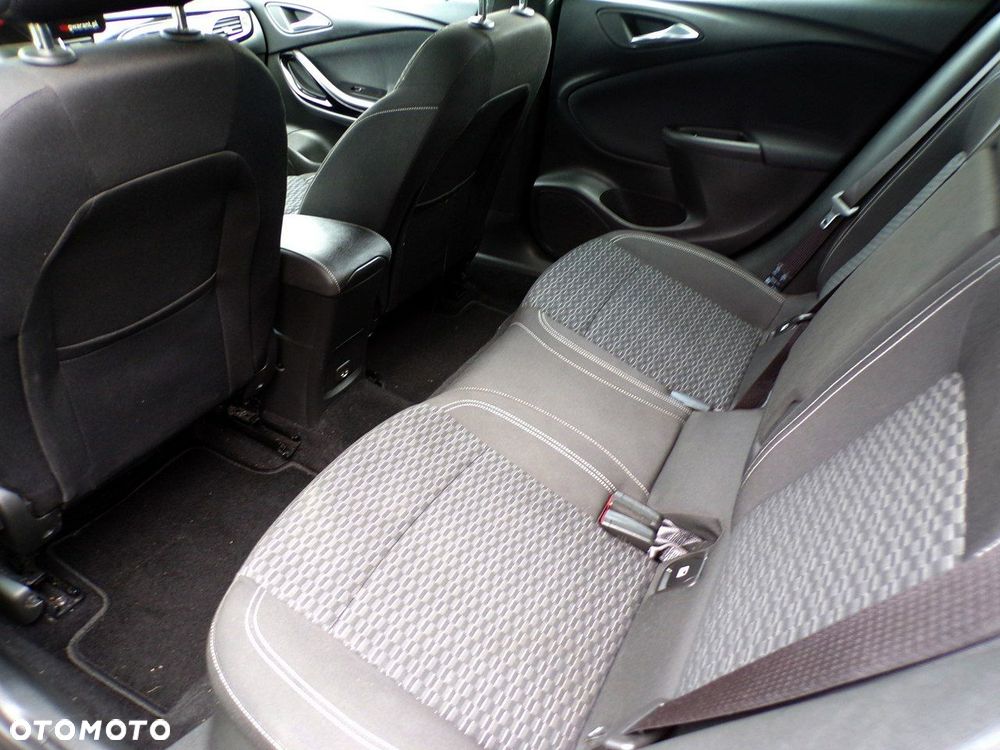 Opel Astra 1.4 Turbo Start/Stop Active - 26