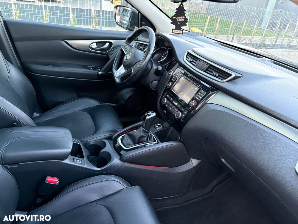 Nissan Qashqai 1.2 DIG-T Xtronic TEKNA+ - 9