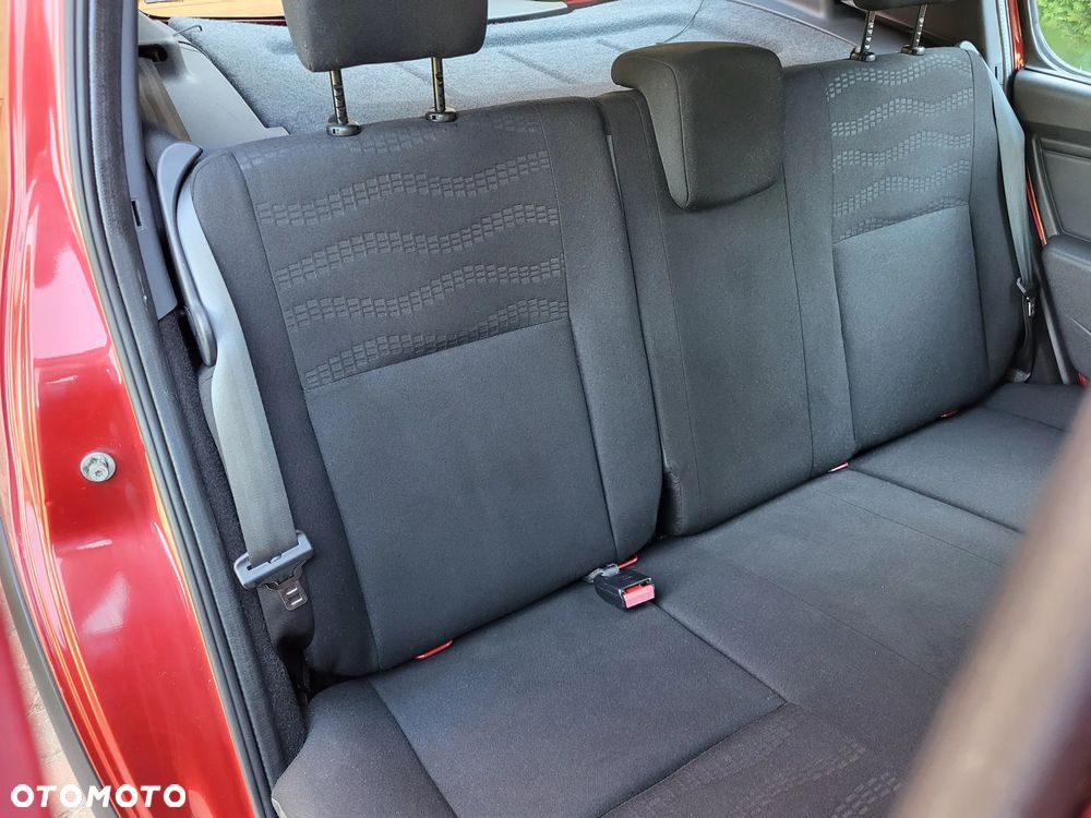Dacia Sandero Stepway 1.6 - 12