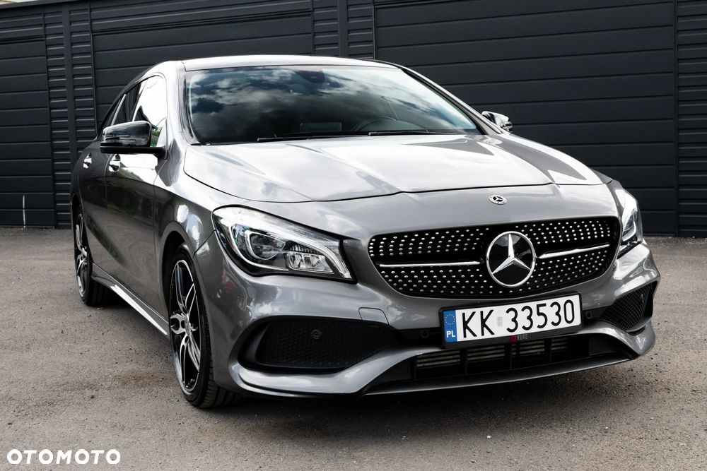 Mercedes-Benz CLA 200 d 7G-DCT AMG Line - 1