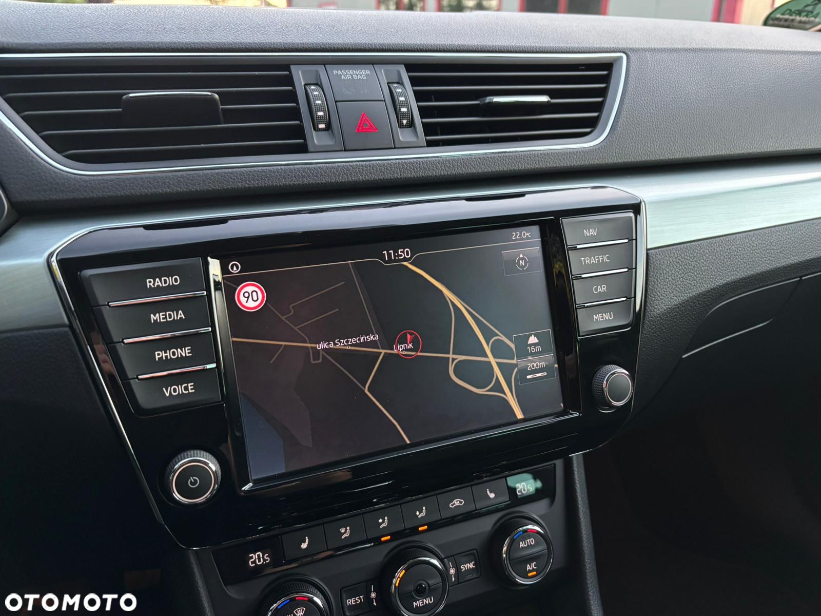 Skoda Superb 2.0 TDI DSG Premium Edition - 18