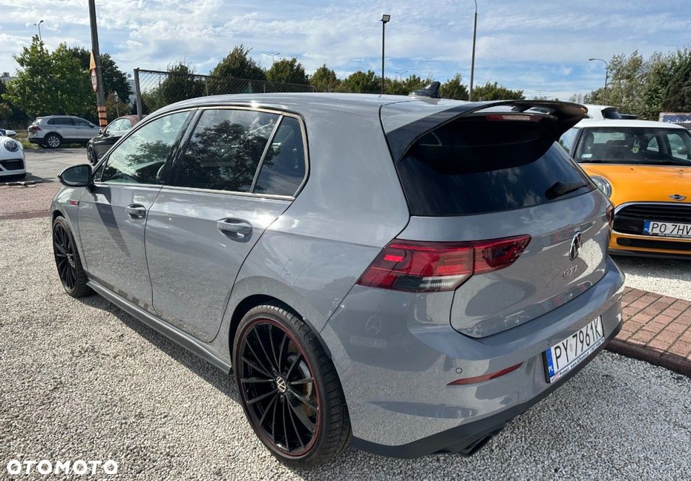 Volkswagen Golf - 9