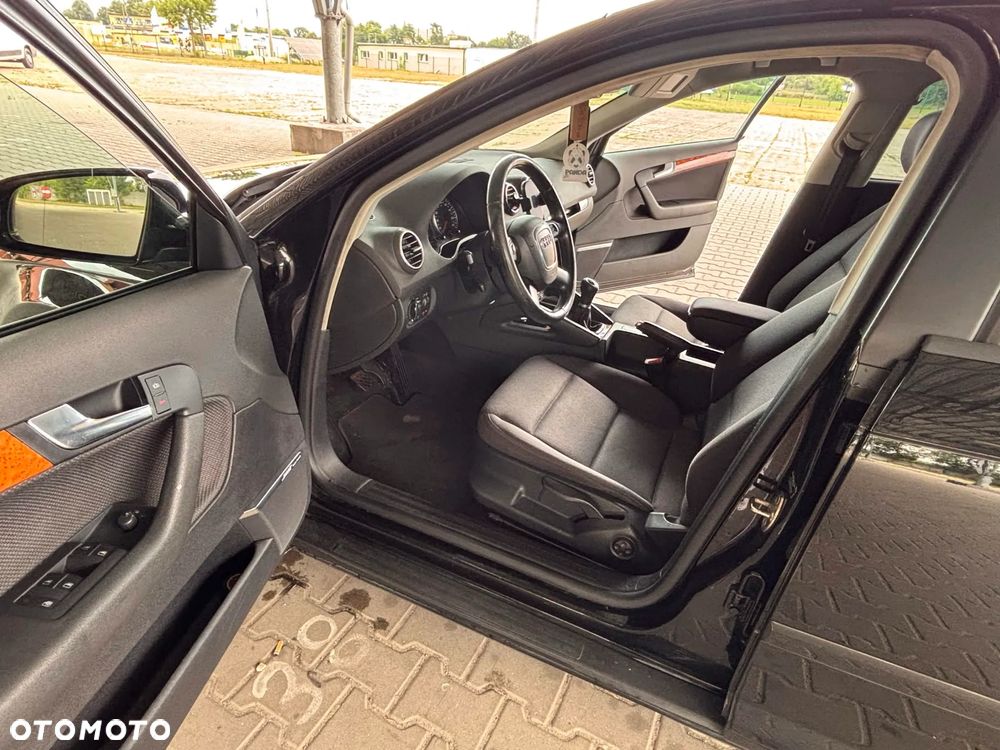 Audi A3 Sportback - 12