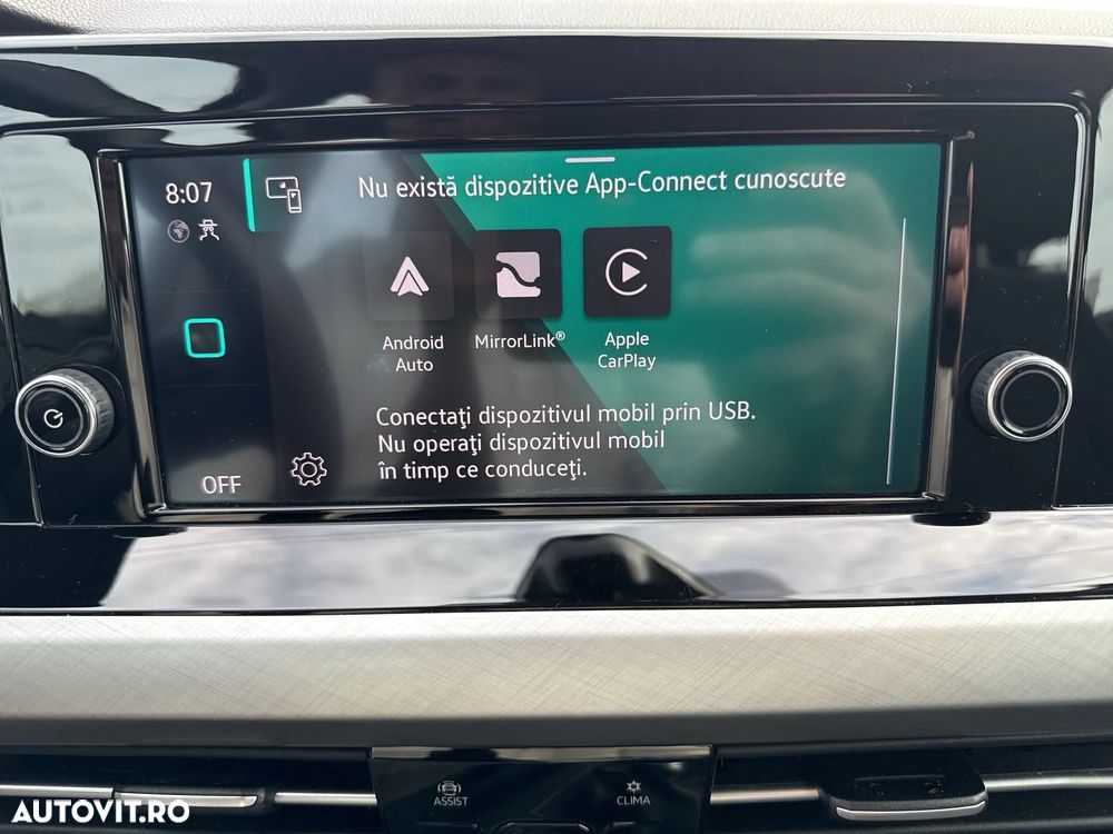 Volkswagen Golf - 25
