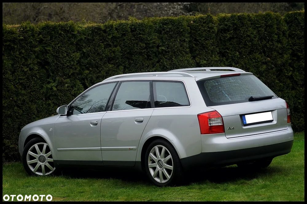 Audi A4 Avant - 4