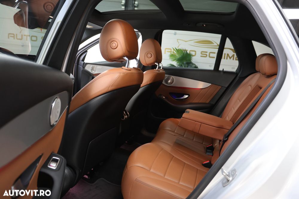 Mercedes-Benz GLC 220 d 4MATIC 9G-TRONIC AMG Line Plus - 13
