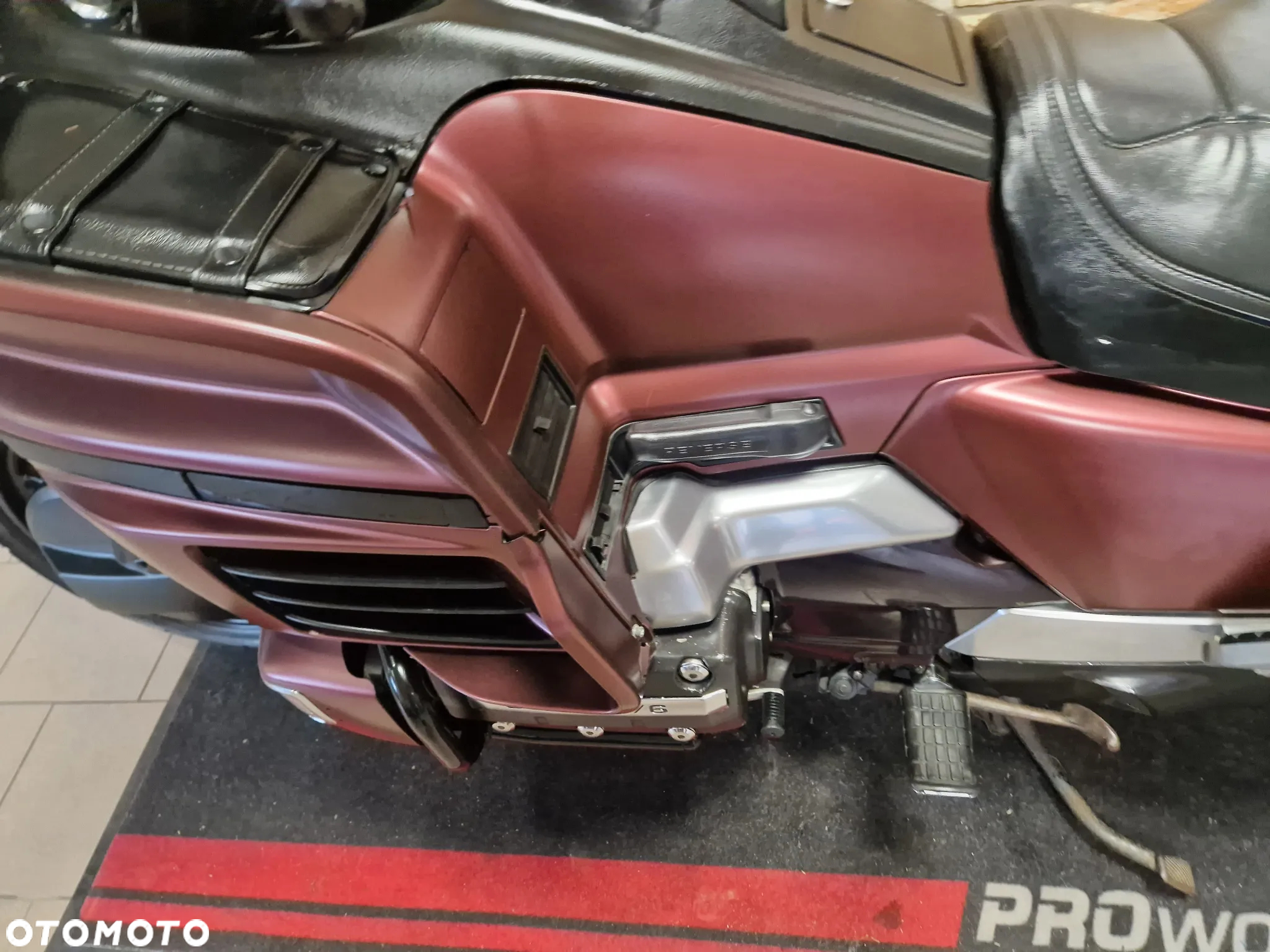 Honda GL - 12