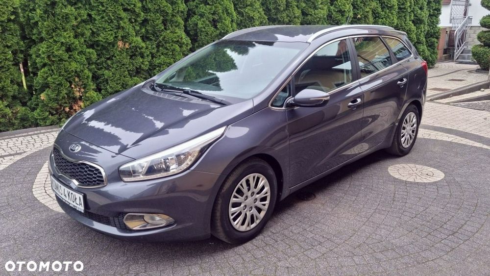 Kia Ceed - 7