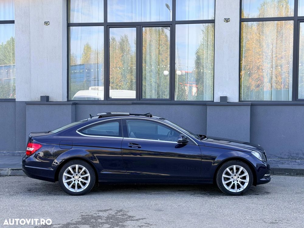 Mercedes-Benz C 2012 photo 3