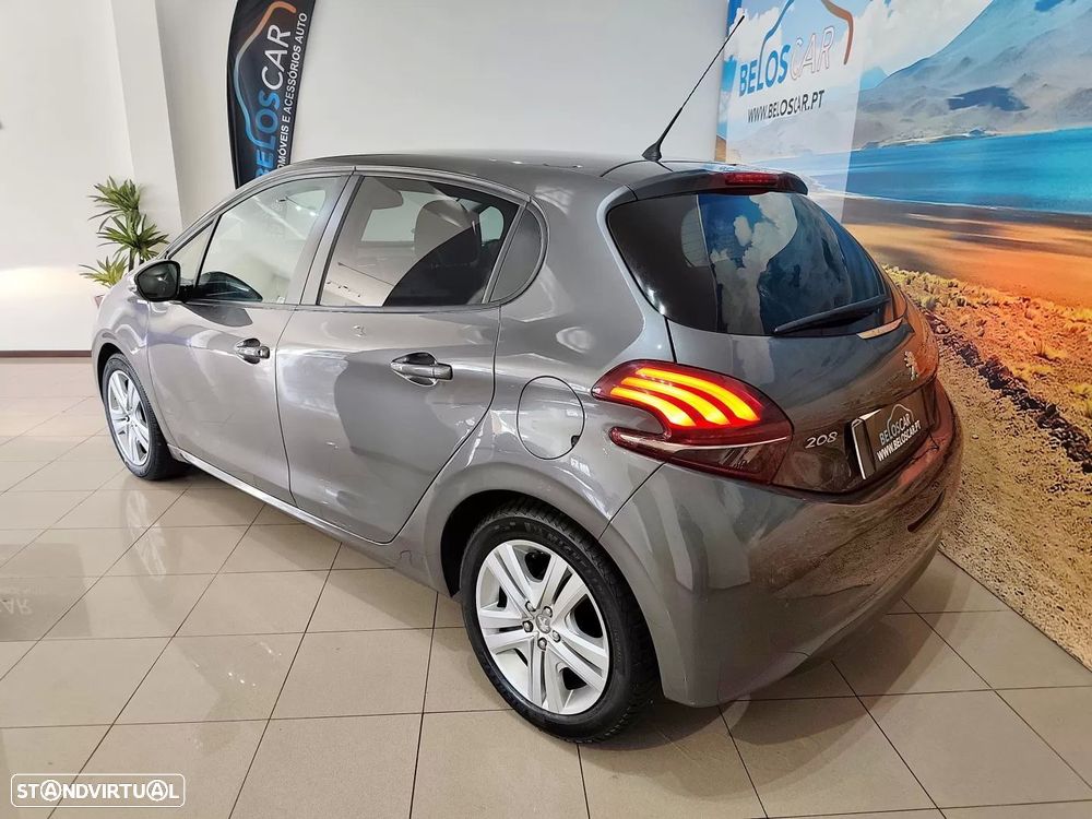 Peugeot 208 1.2 PureTech Style - 6