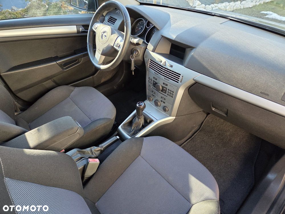 Opel Astra 1.6 Selection - 10