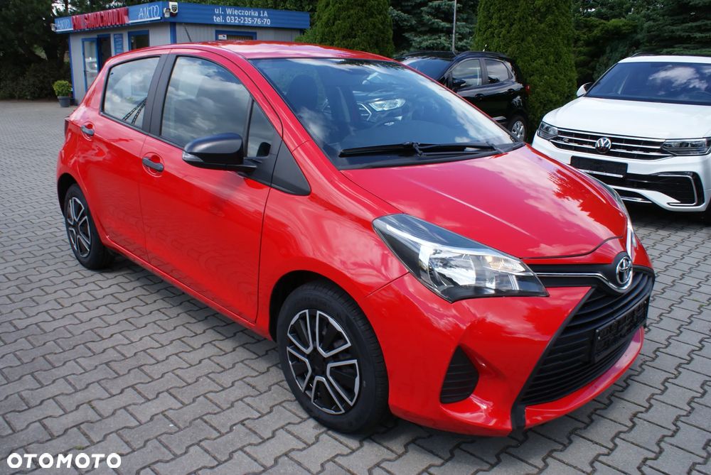 Toyota Yaris - 16