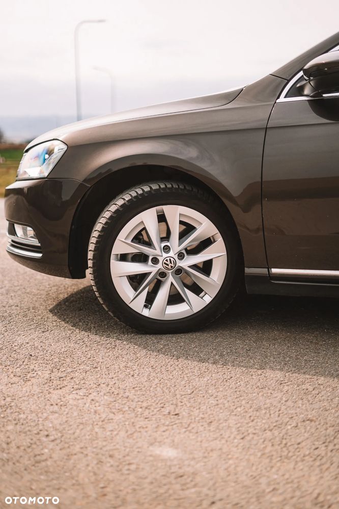 Volkswagen Passat 1.6 TDI Comfortline - 8