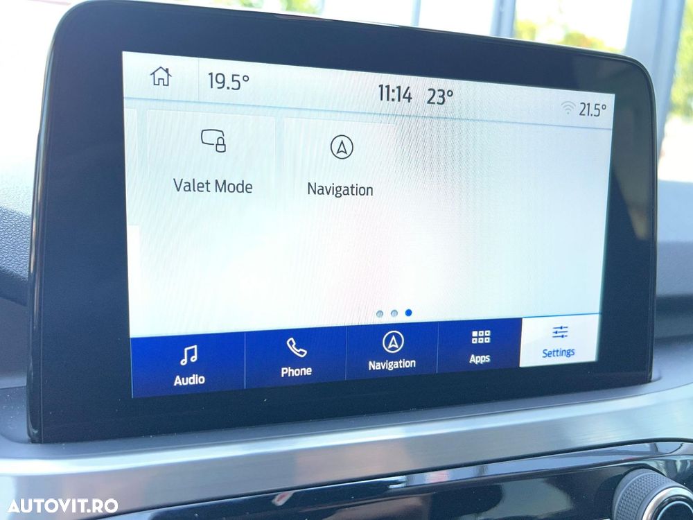 Ford Kuga - 25