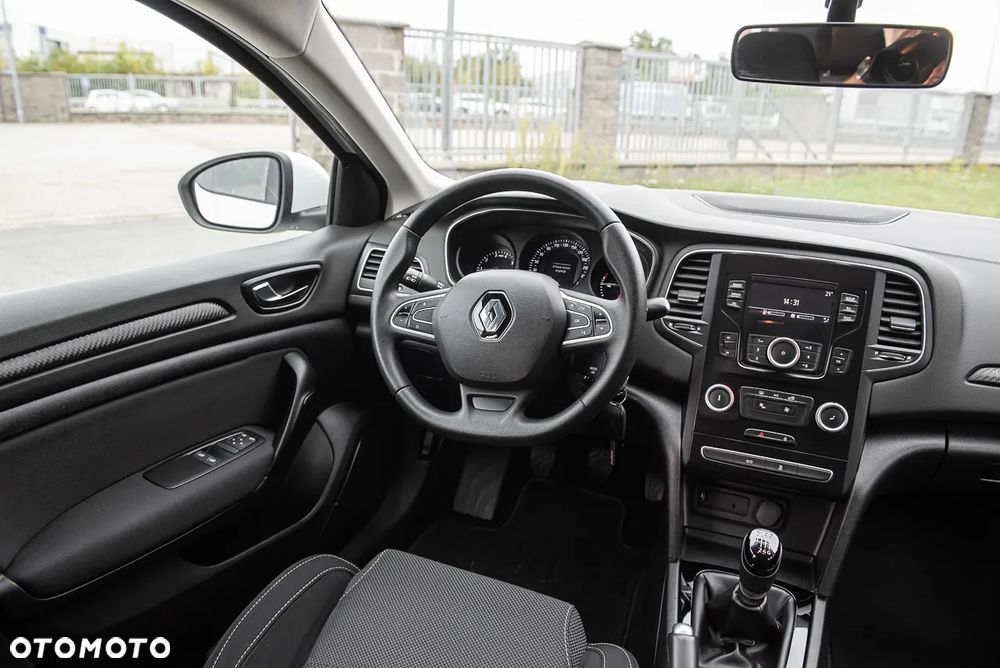 Renault Megane 1.2 Energy TCe Life - 22