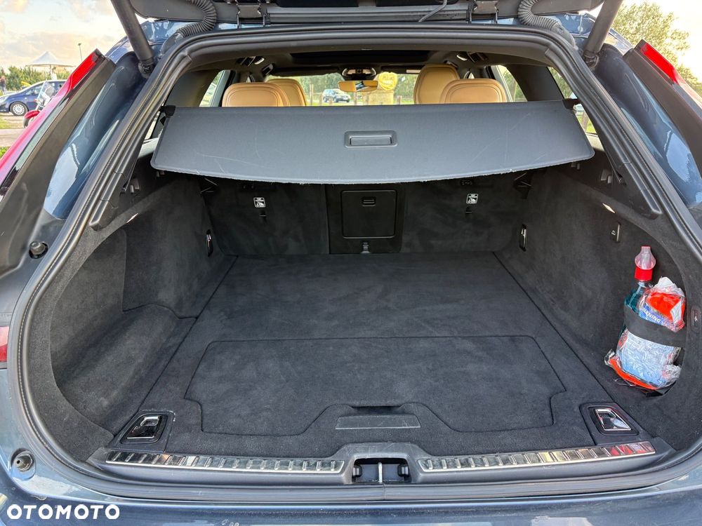 Volvo V90 - 33