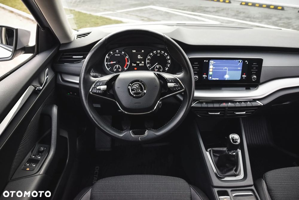 Skoda Octavia 1.5 TSI ACT Ambition - 32