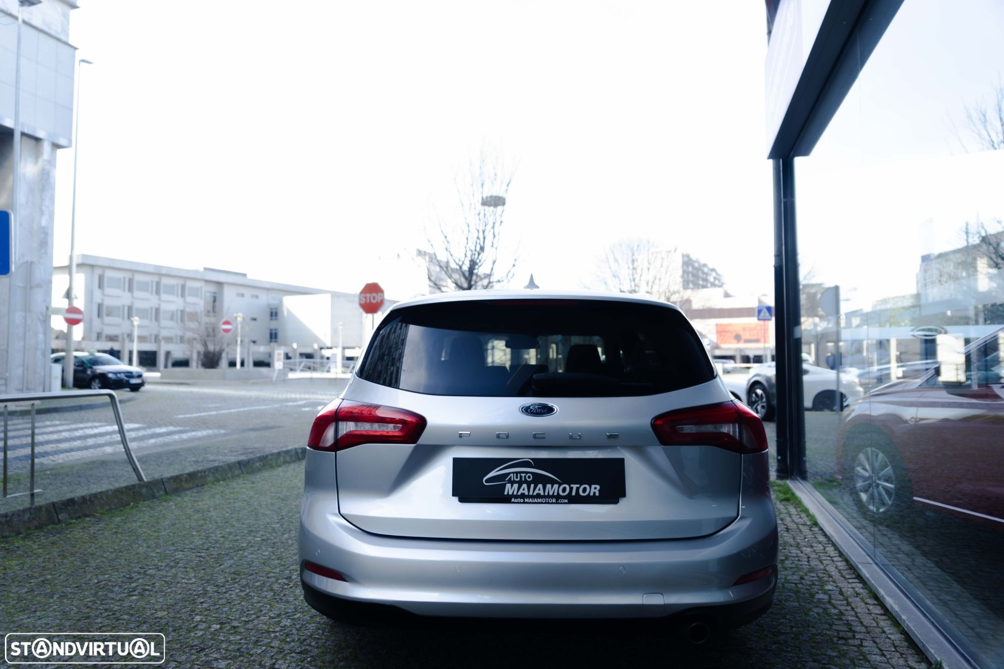 Ford Focus SW 1.5 TDCi EcoBlue Business - 18