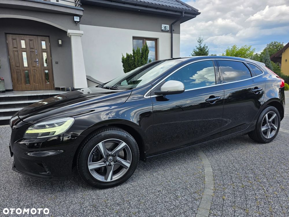 Volvo V40 D3 Geartronic RDesign - 12