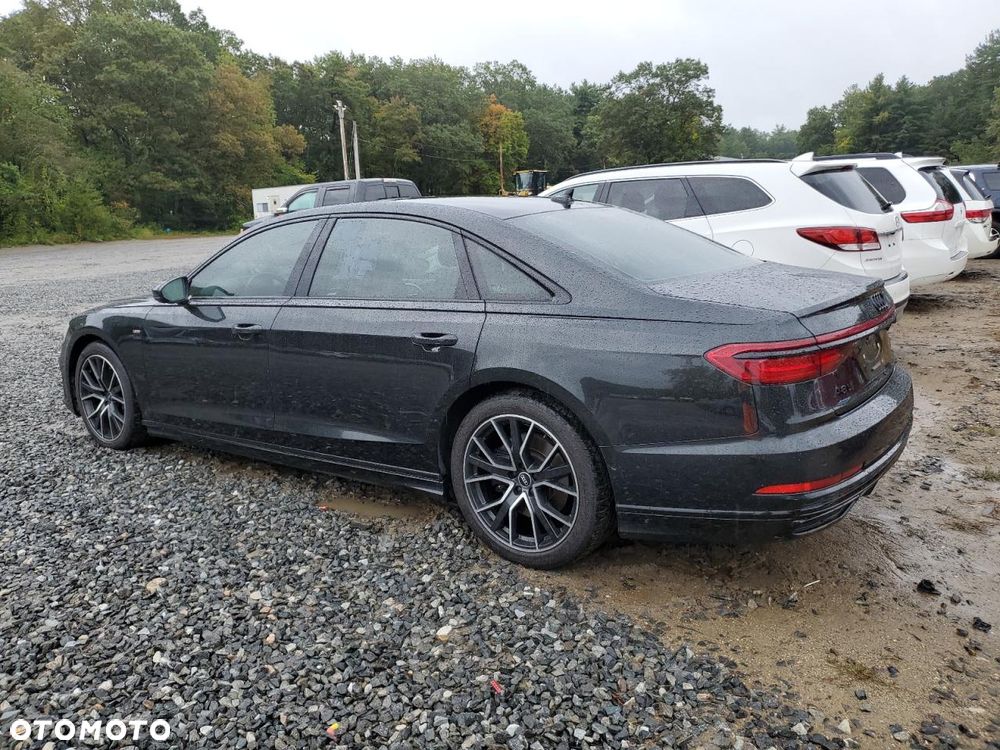 Audi A8 - 5