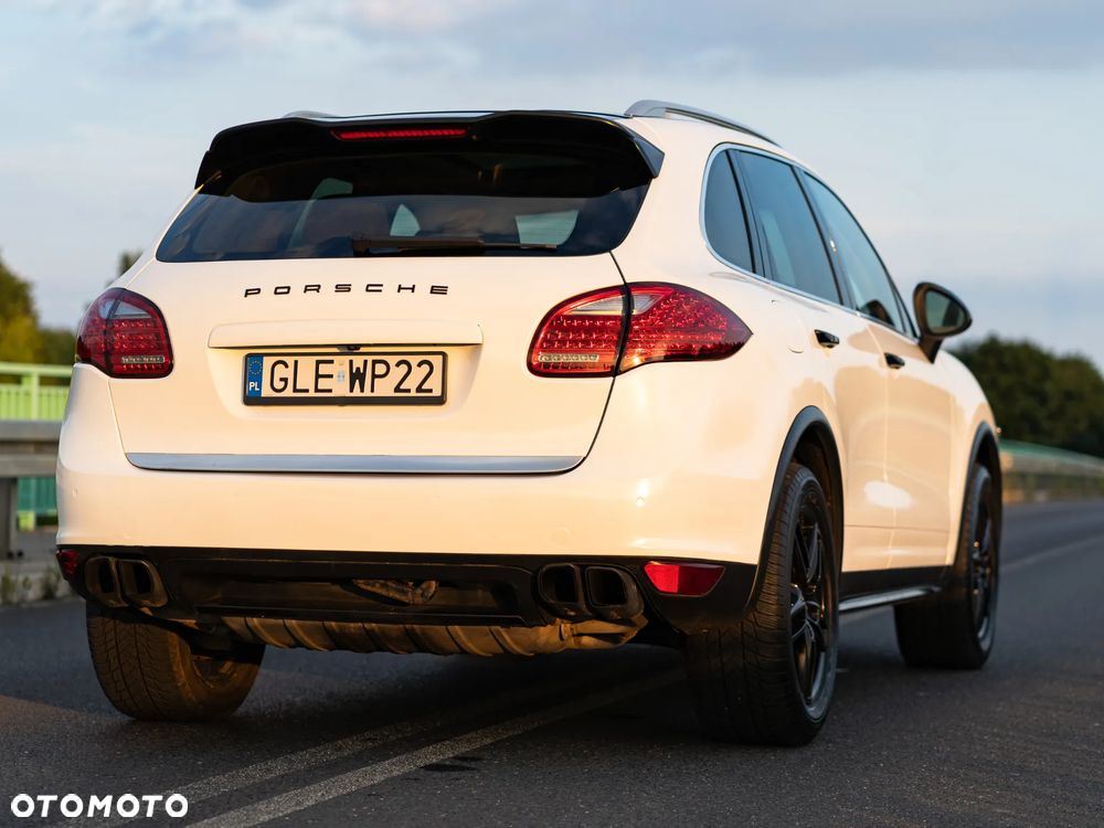 Porsche Cayenne - 6
