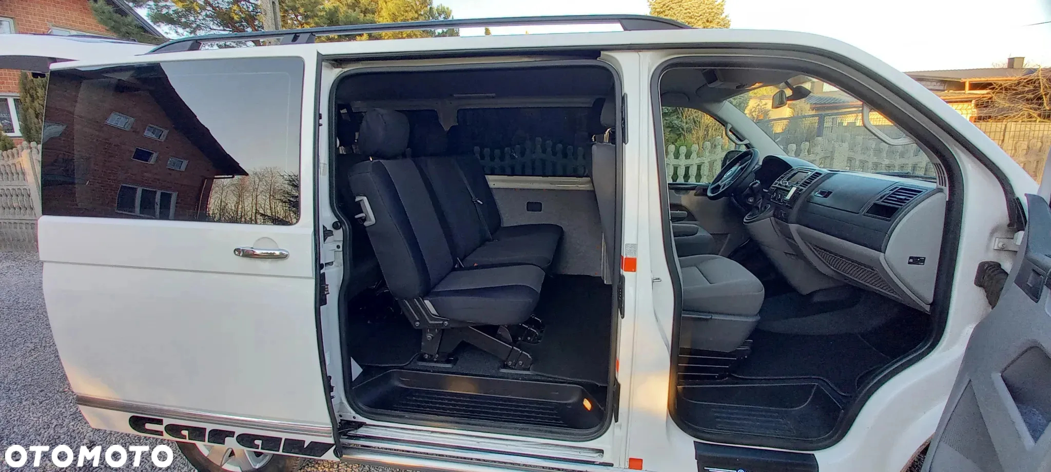 Volkswagen Transporter Caravelle Kurz DSG Comfortline - 20
