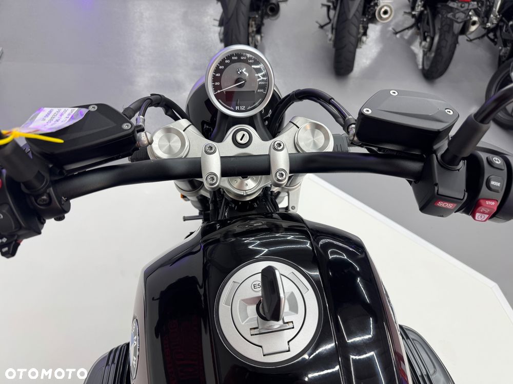 BMW R - 33