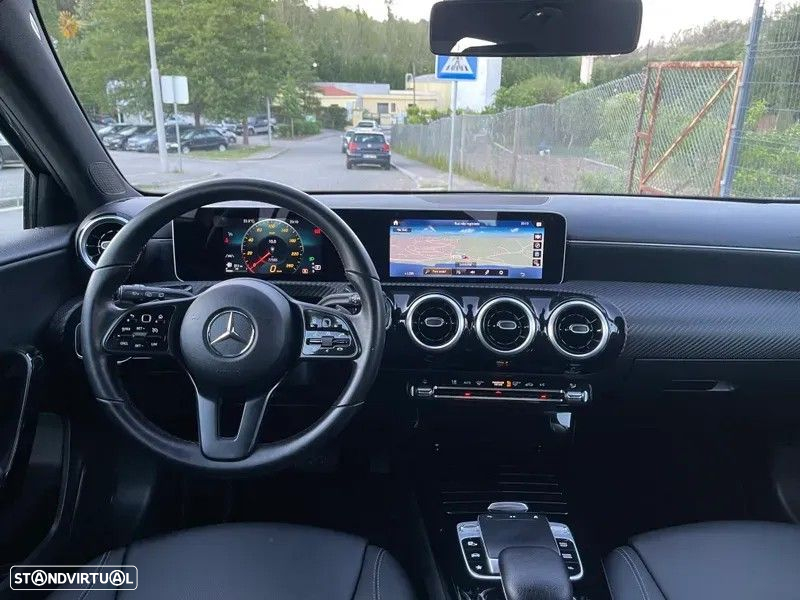 Mercedes-Benz A 180 d Style Plus Aut. - 32