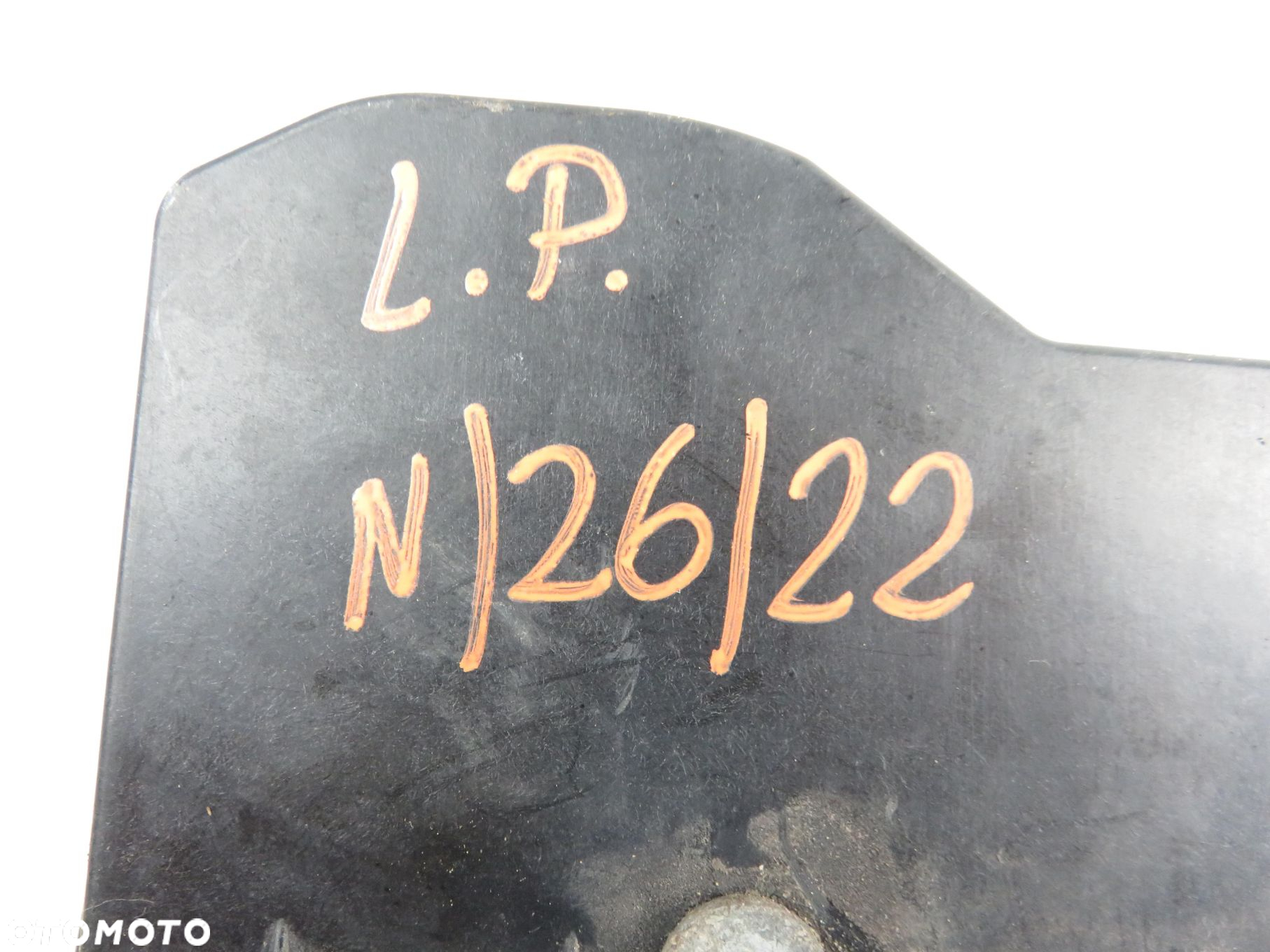 ZAMEK LEWY PRZEDNI MINI COUNTRYMAN (R60) 7318421 - 2